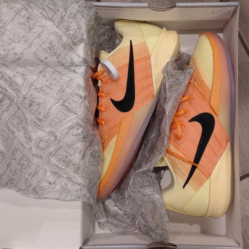 Nike Sabrina 1,2,3 Ja 1,2,3